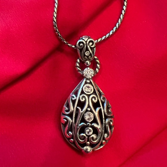 Vintage Brighton set of matching necklace and earrings - Picture 8 of 14